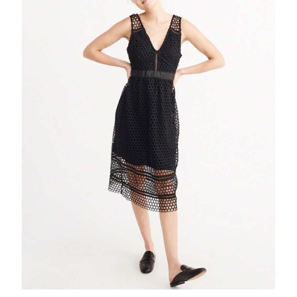 🆕NWT Abercrombie & Fitch Lace Midi Dress